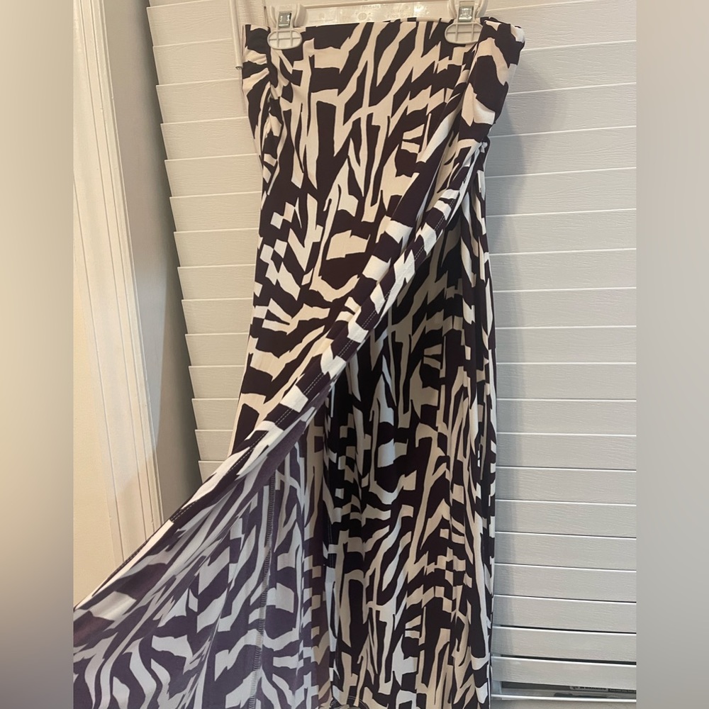 Calvin Klein maxi skirt. Size small.